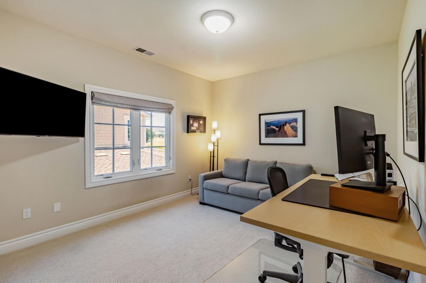 121 Carnoustie Drive