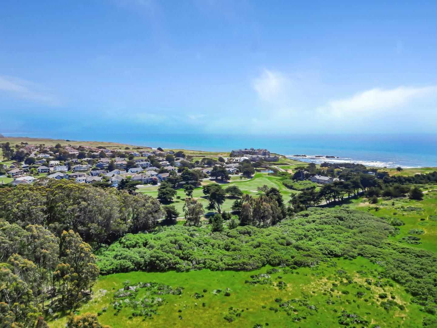 121 Carnoustie Drive