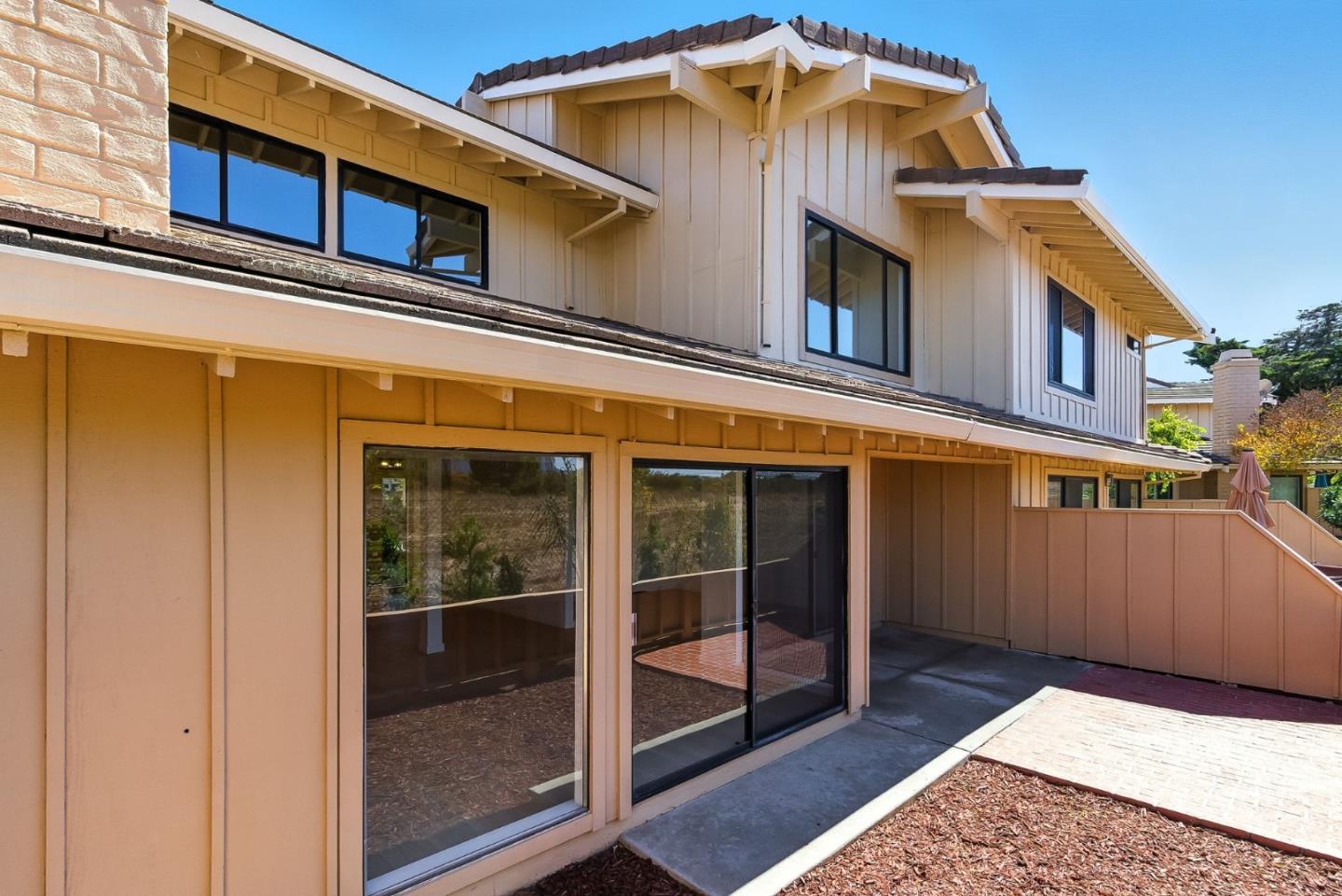 10 Azalea Lane