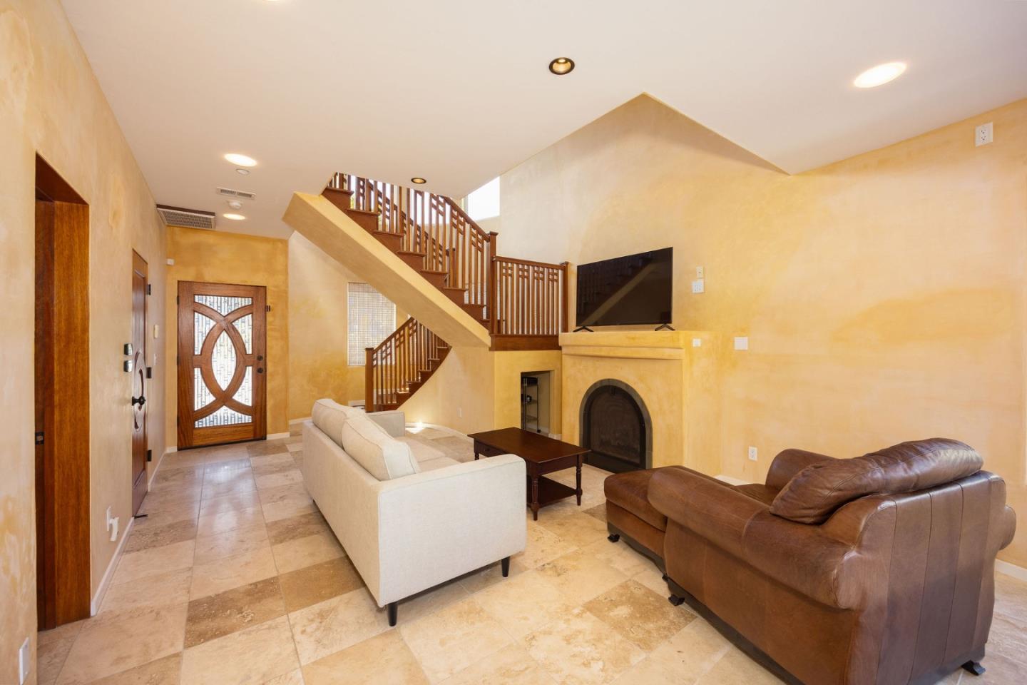 447 3rd Street