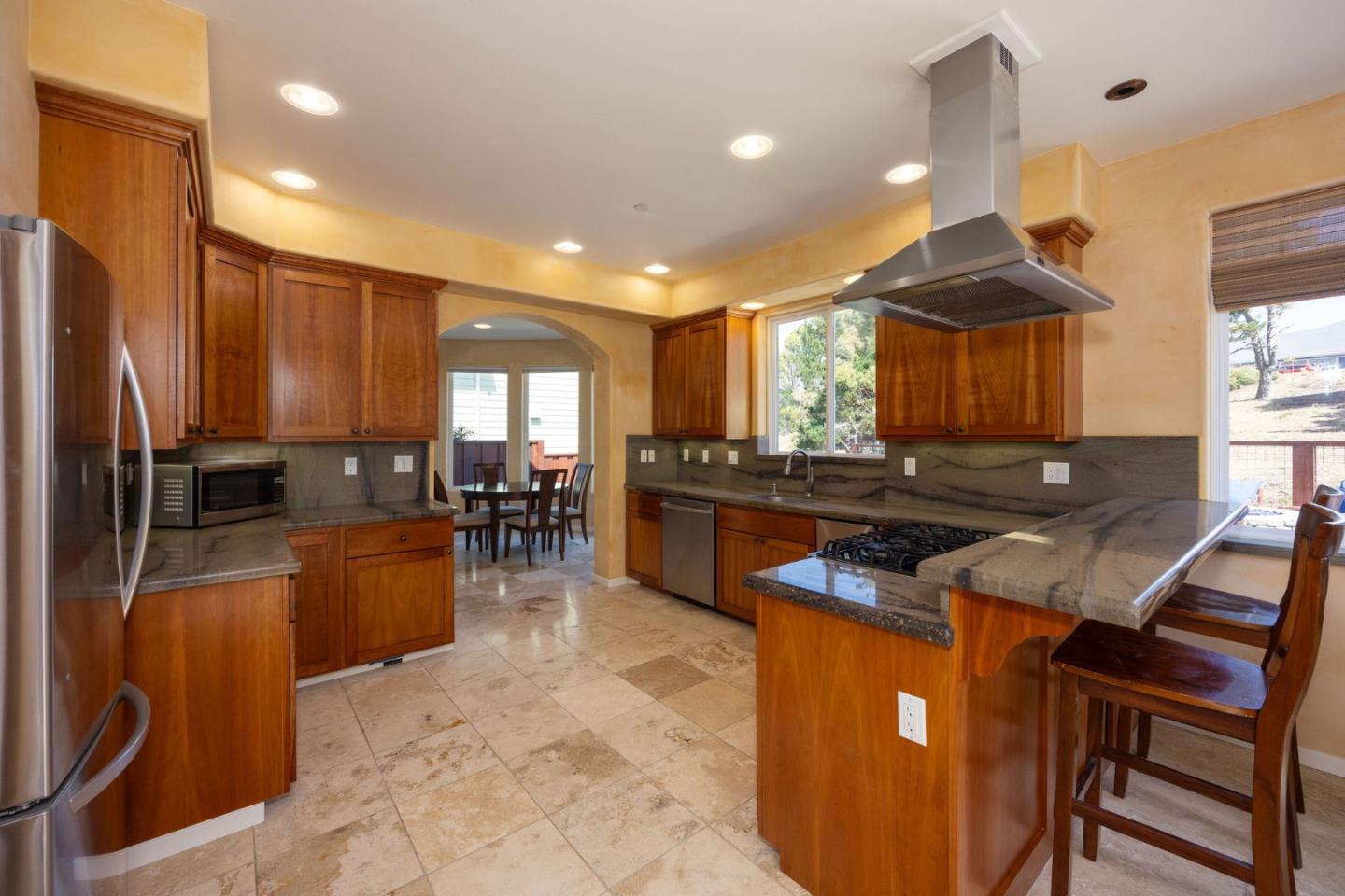 447 3rd Street