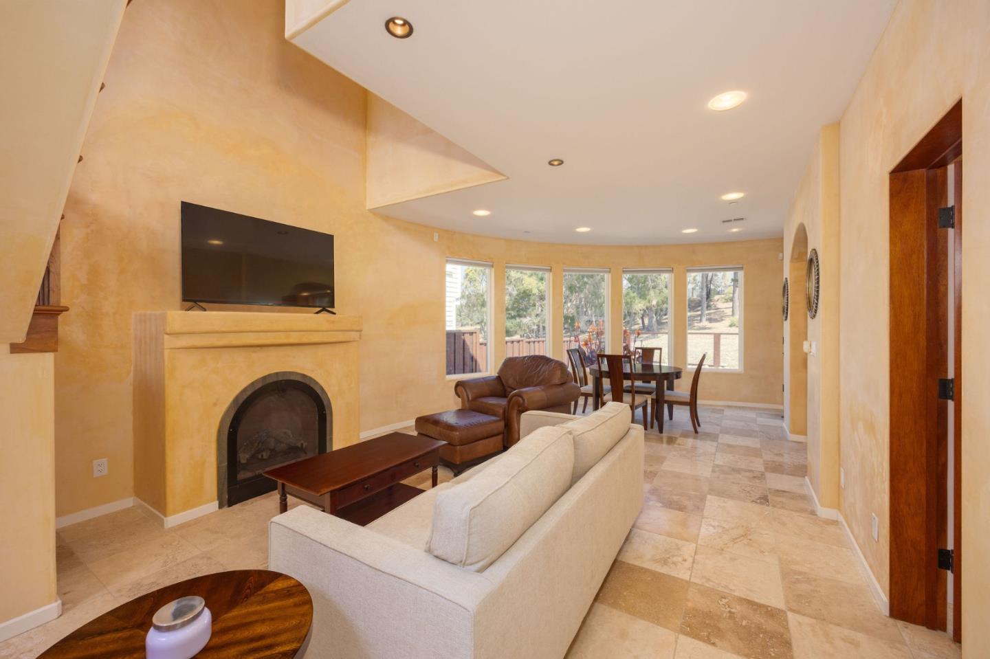 447 3rd Street
