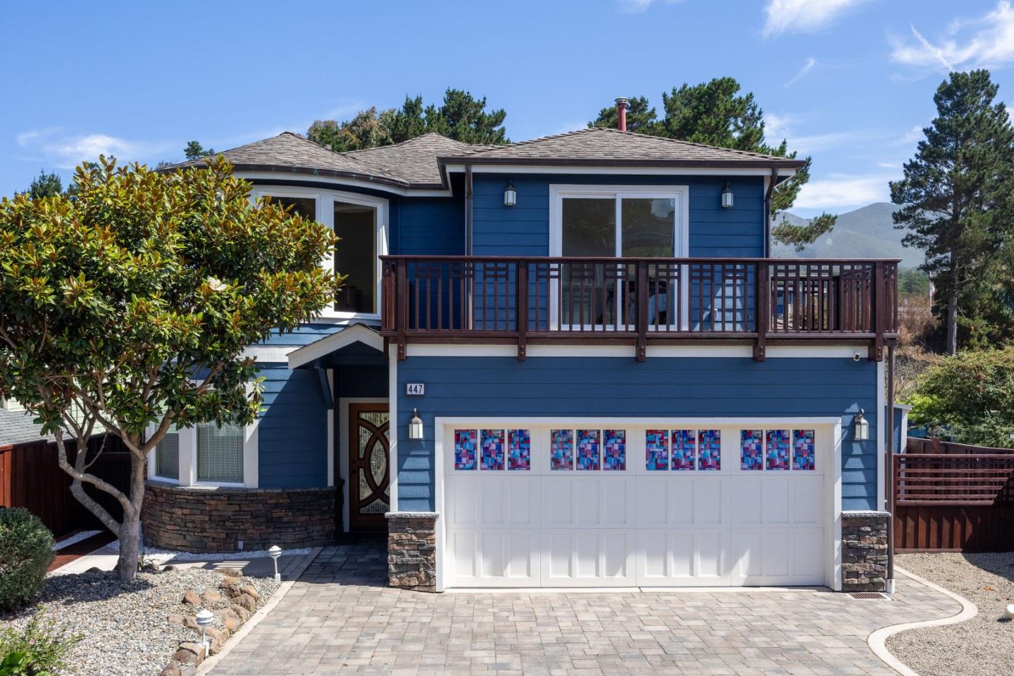 447 3rd Street
