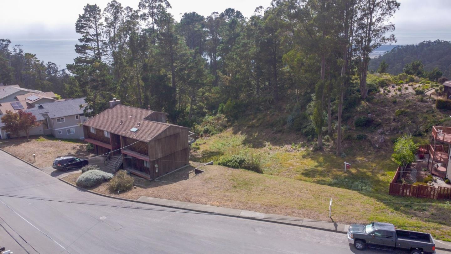 0 El Granada Boulevard