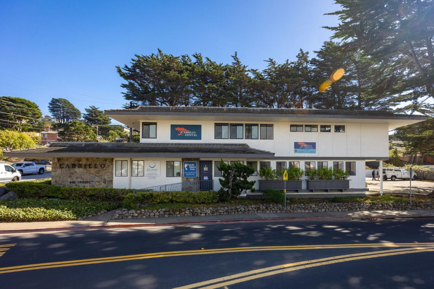 667 Crespi Drive
