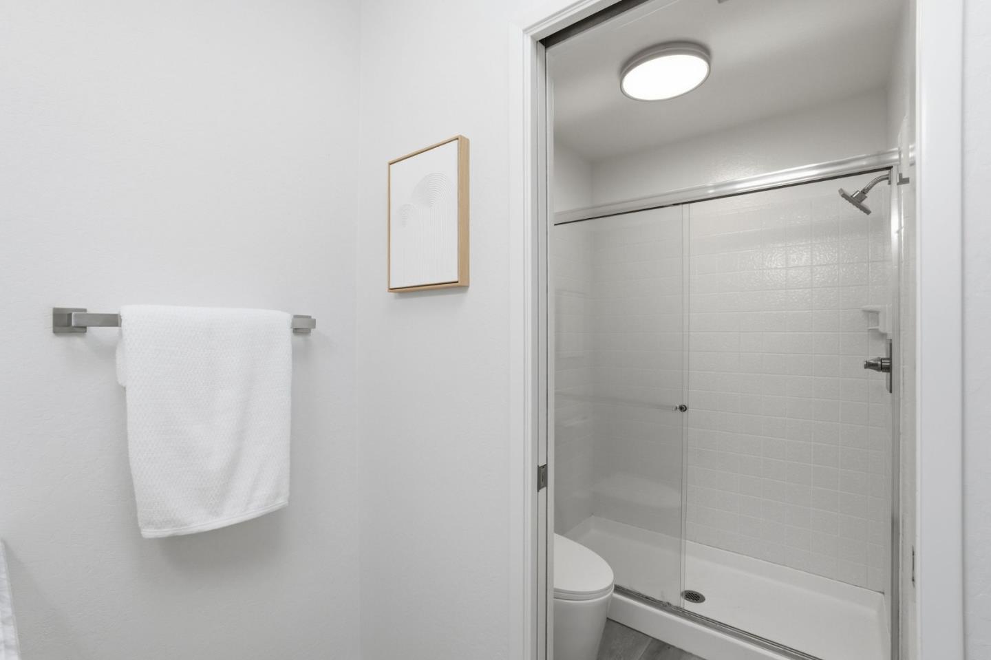 563 El Granada Boulevard