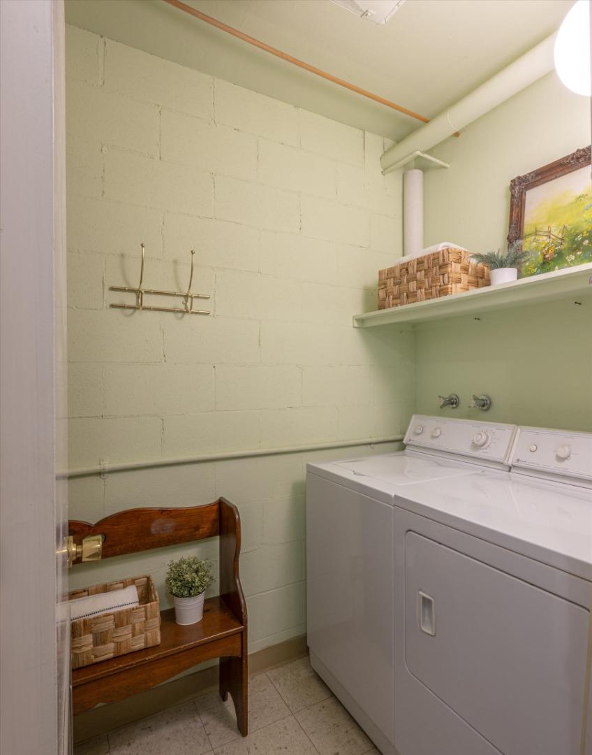 225 Virginia Avenue PH-D