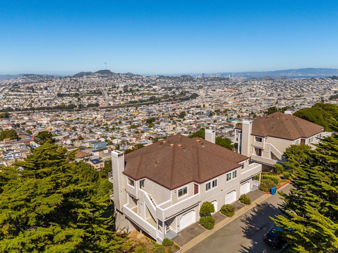 480 Pointe Pacific 1