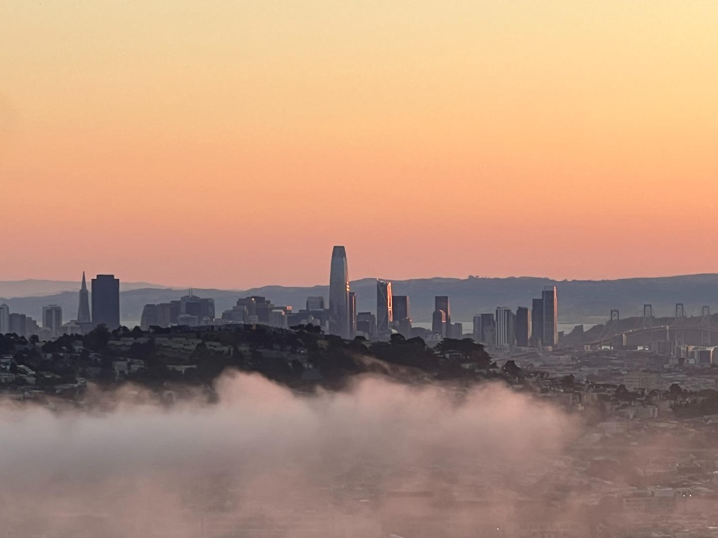 480 Pointe Pacific 1