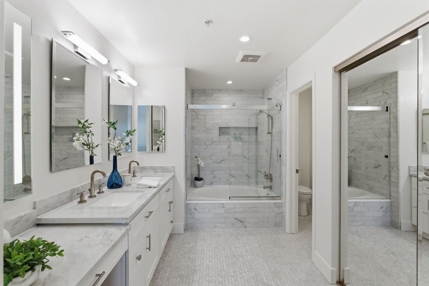 480 Pointe Pacific 1