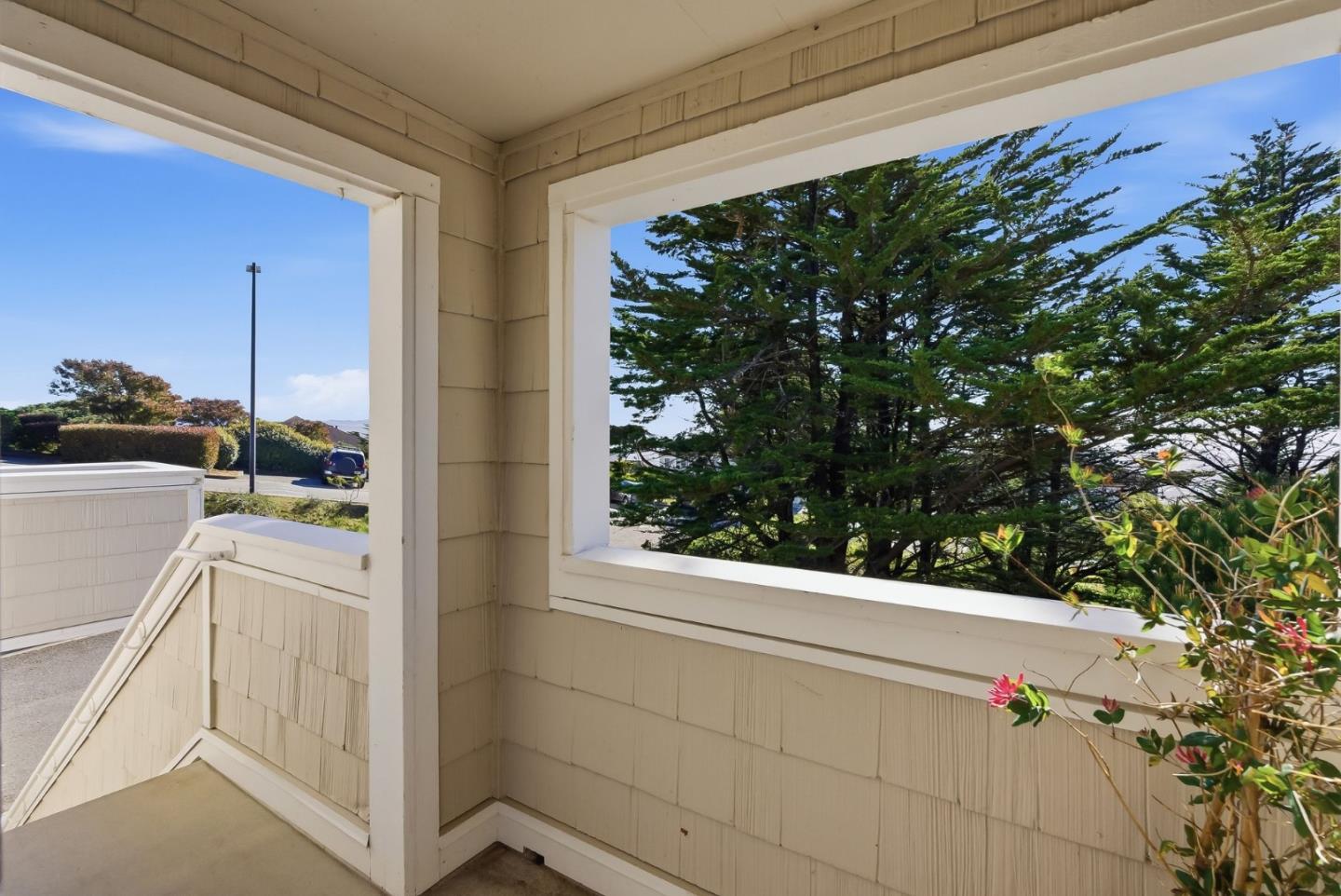 480 Pointe Pacific 1