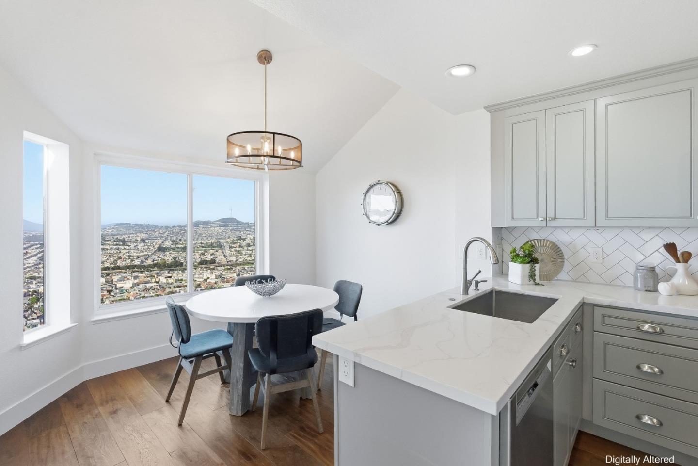 480 Pointe Pacific 1