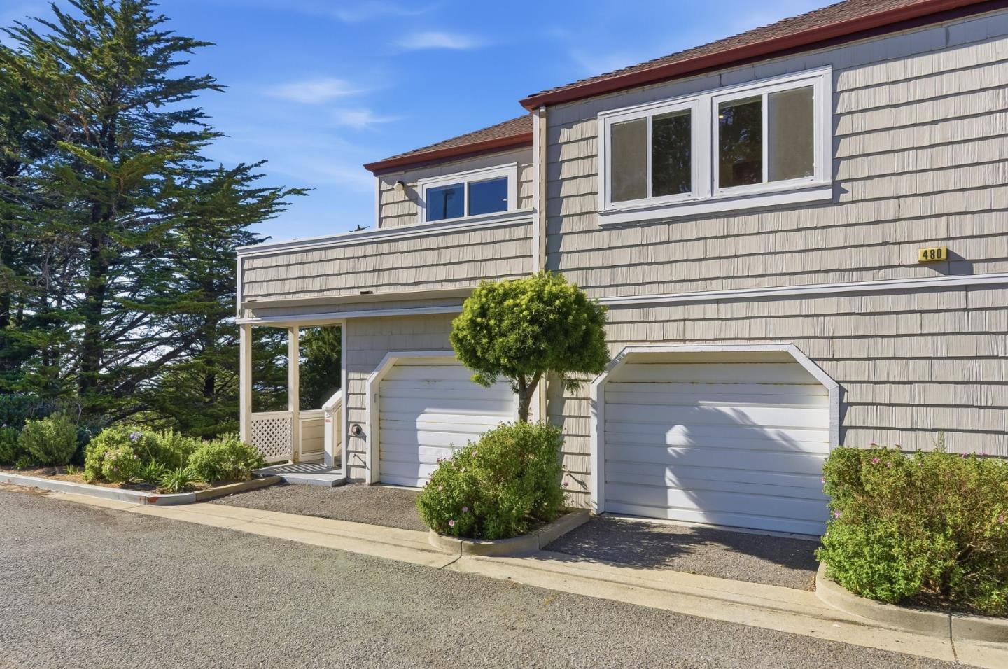 480 Pointe Pacific 1