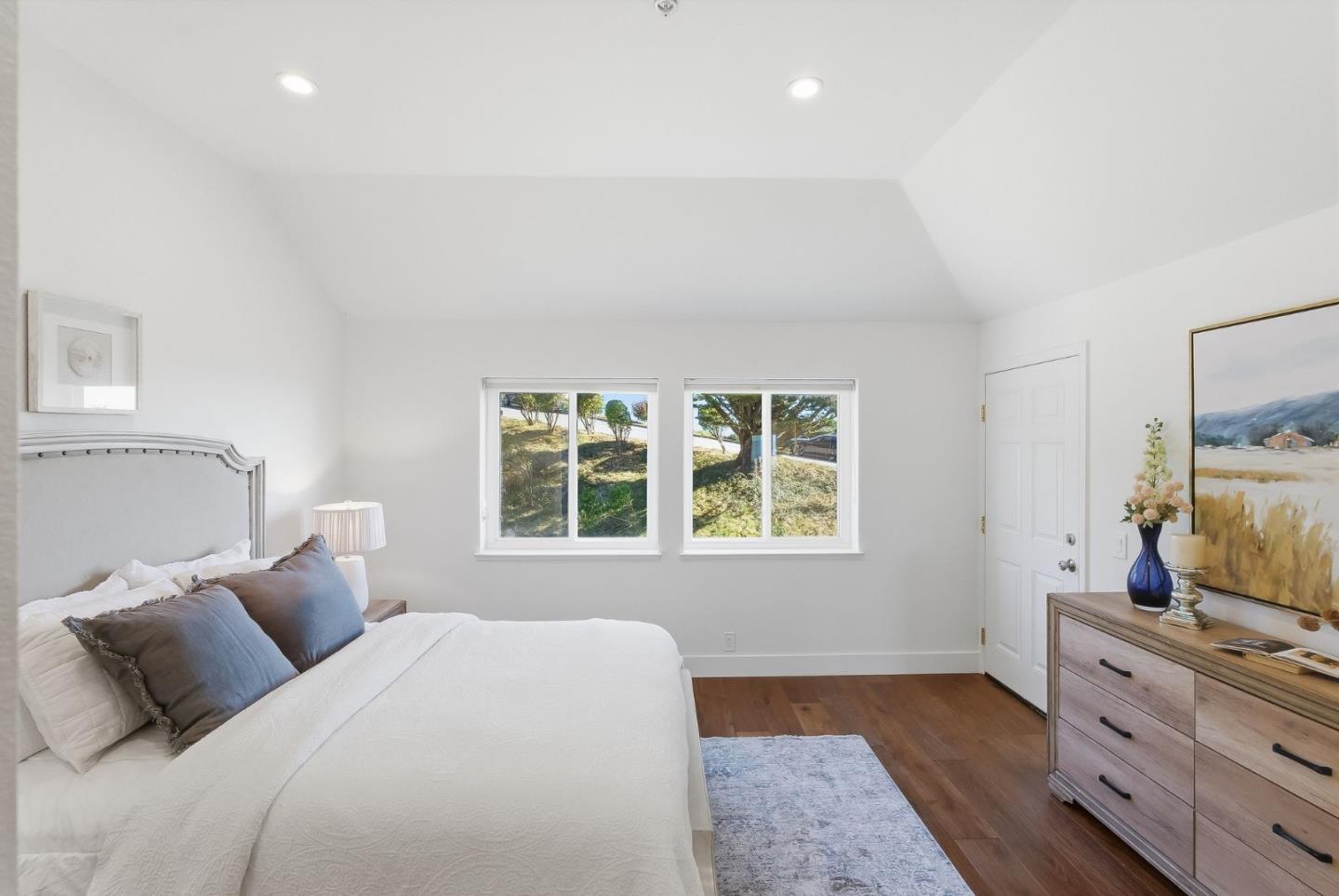 480 Pointe Pacific 1