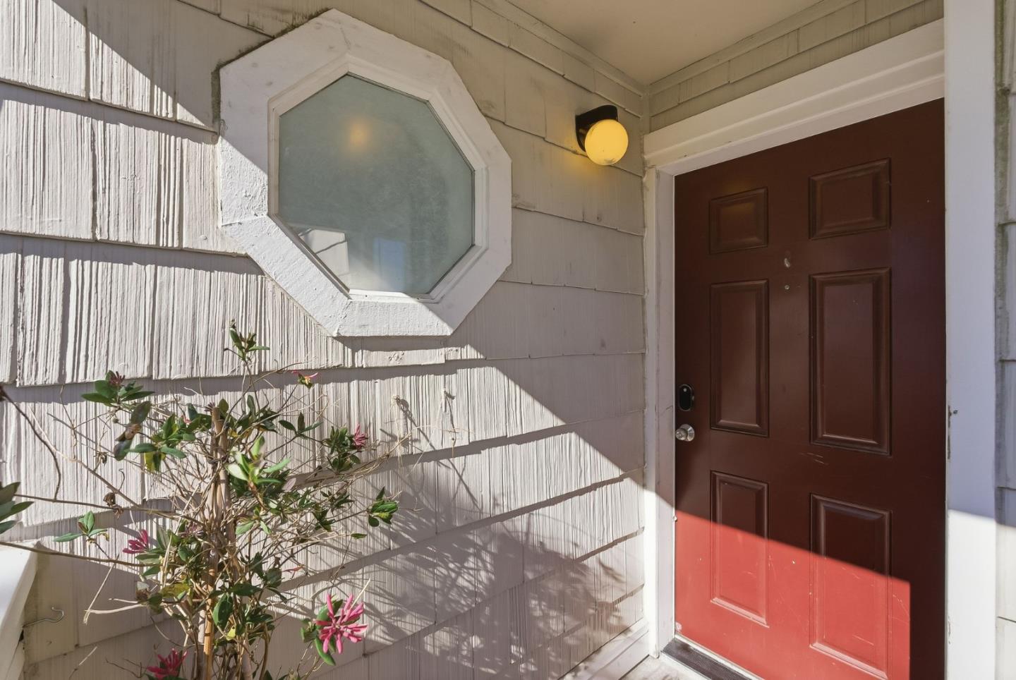 480 Pointe Pacific 1