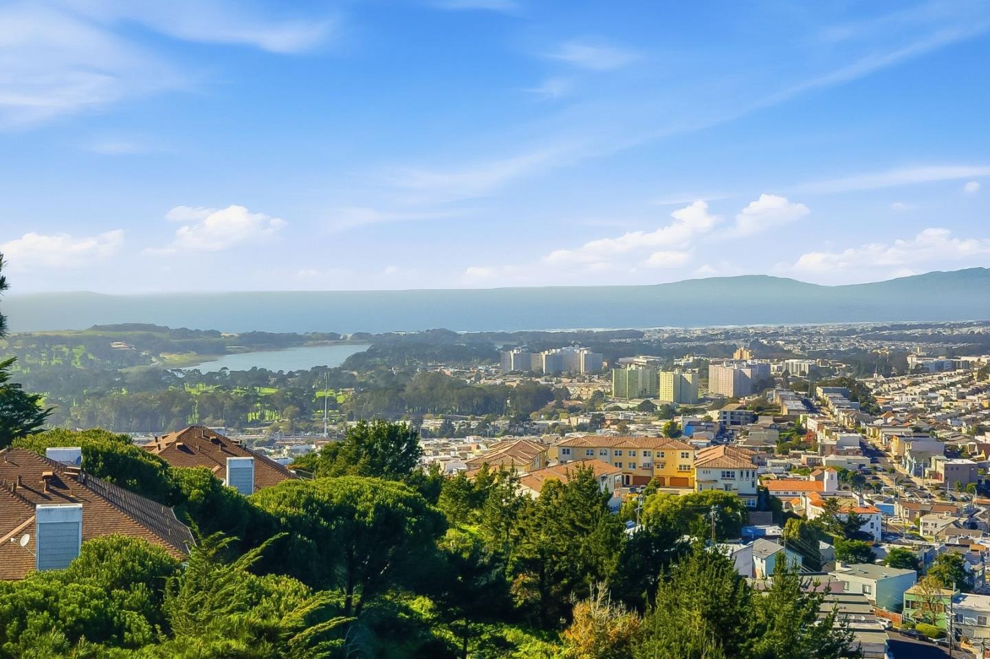 480 Pointe Pacific 1