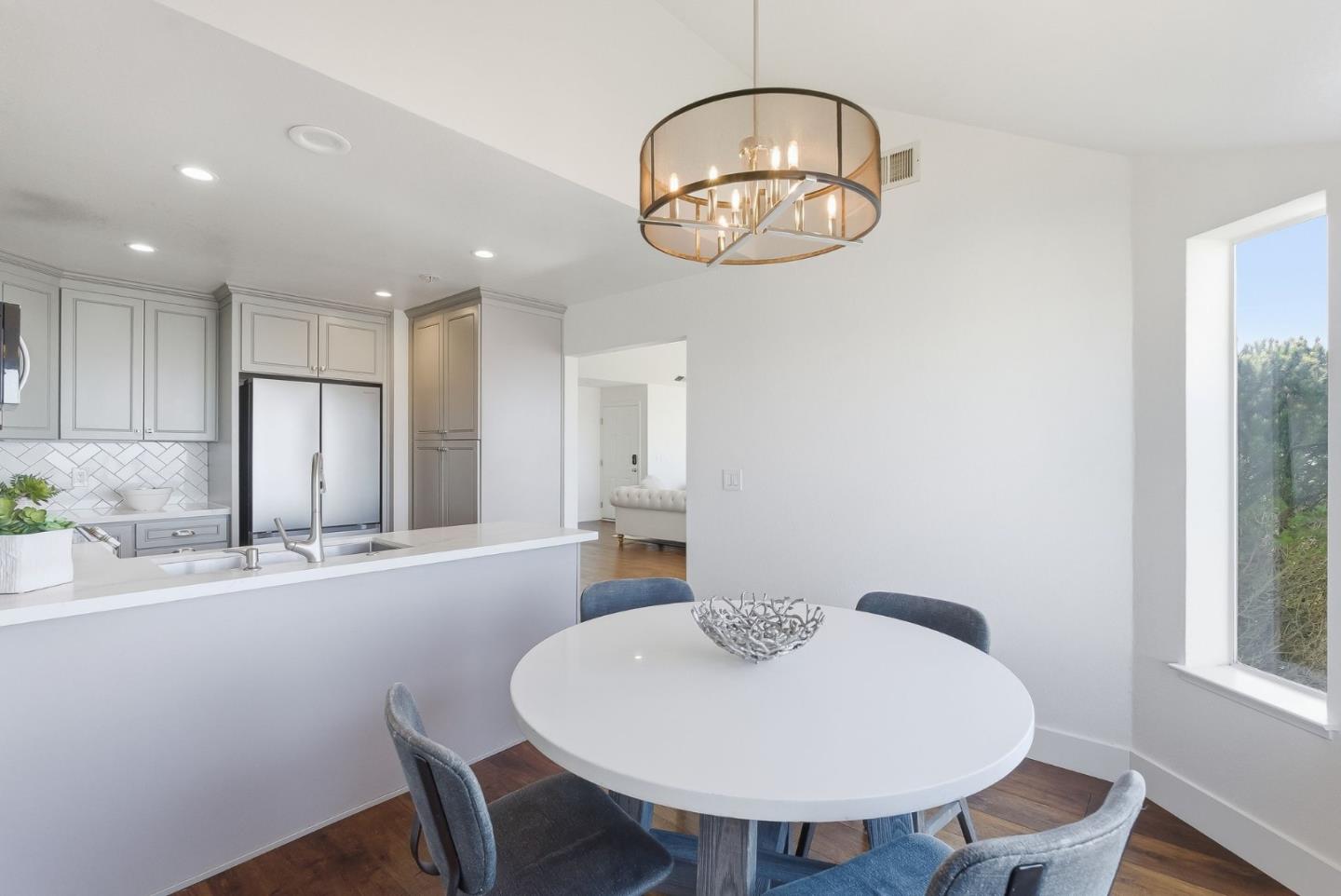 480 Pointe Pacific 1