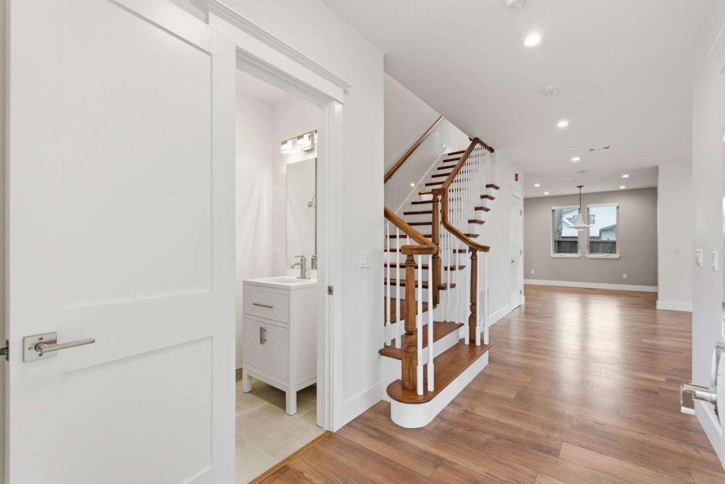 61 Wylvale AVE