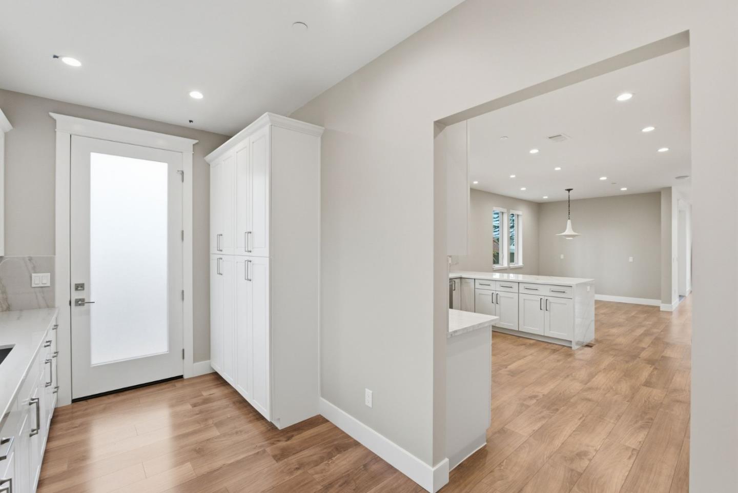 61 Wylvale AVE