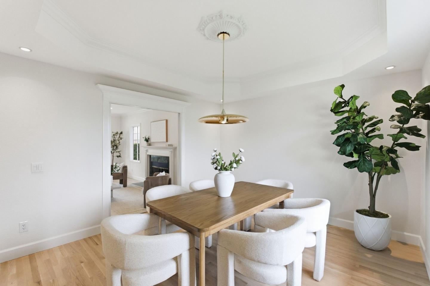 624 Highland AVE