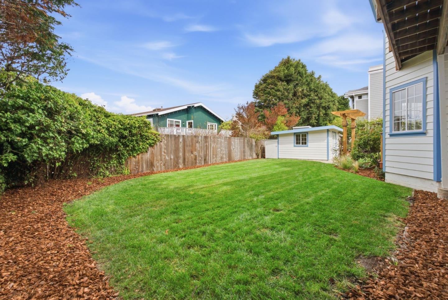 624 Highland AVE