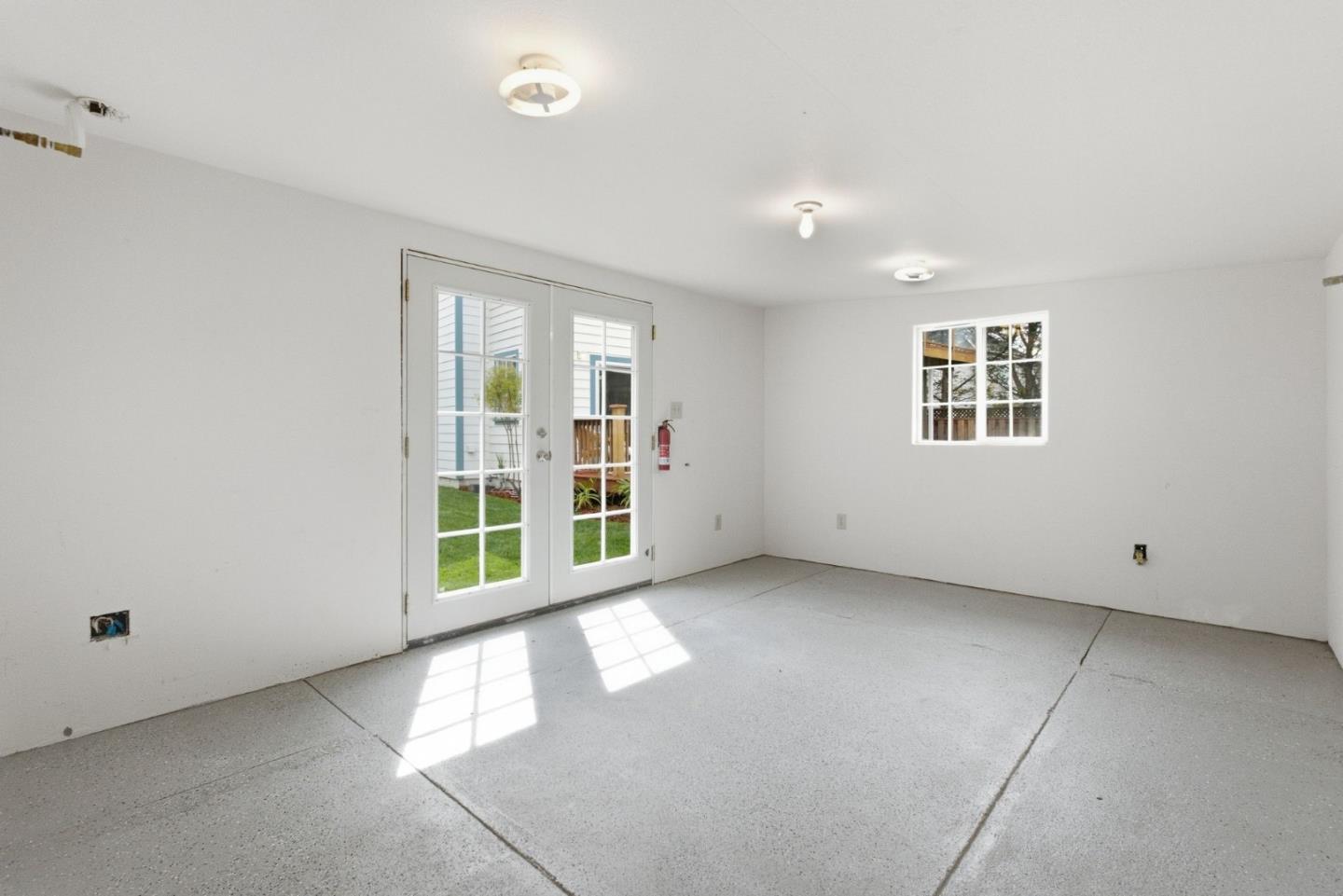 624 Highland AVE