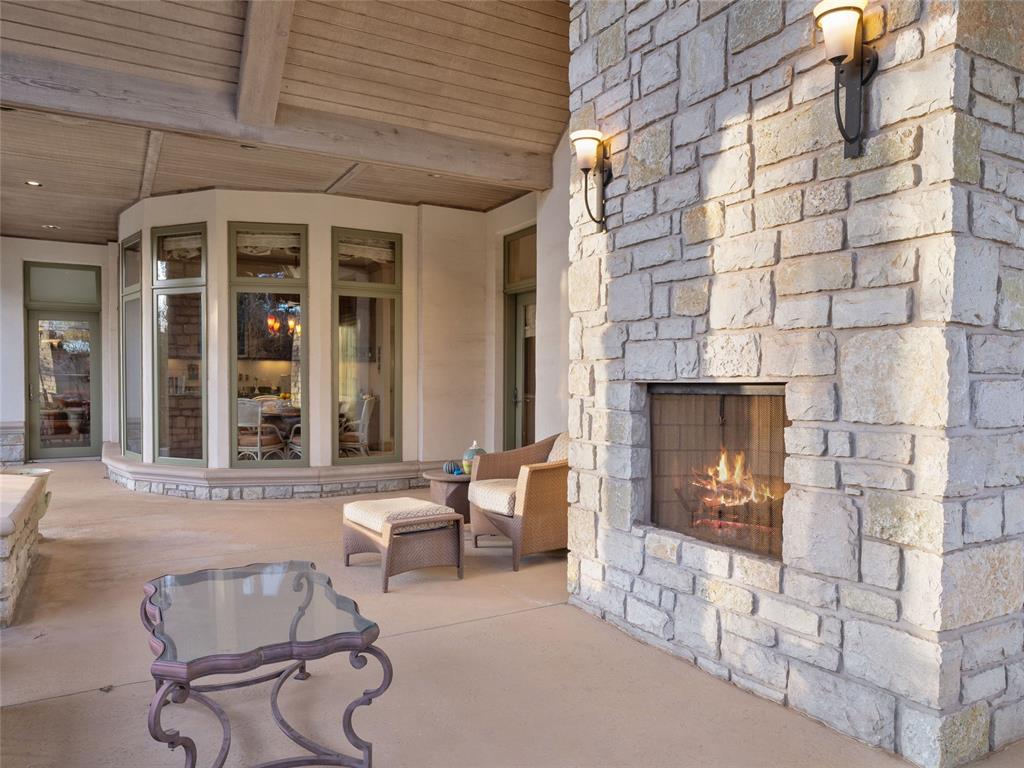 2422 Grand Circle