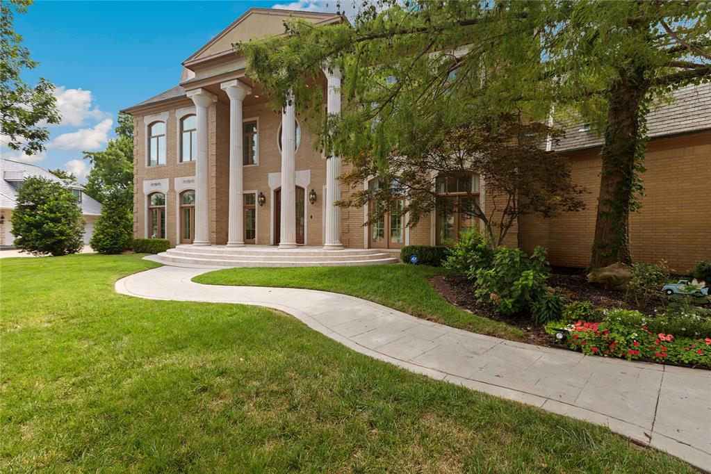 4800 Bocage Place