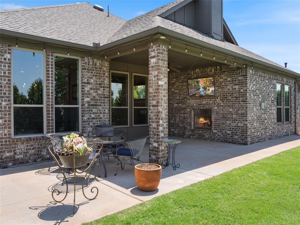 2233 NW 187th Street