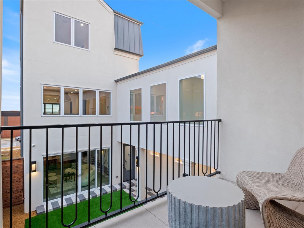 527 NW 7th Street