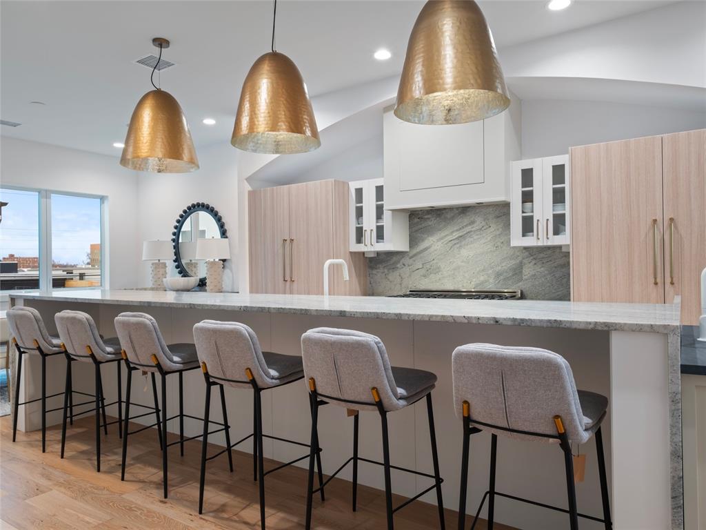 527 NW 7th Street