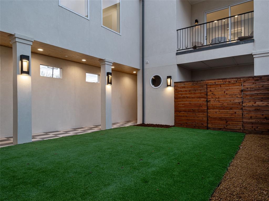 527 NW 7th Street