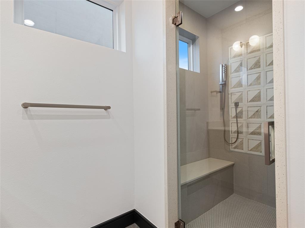527 NW 7th Street