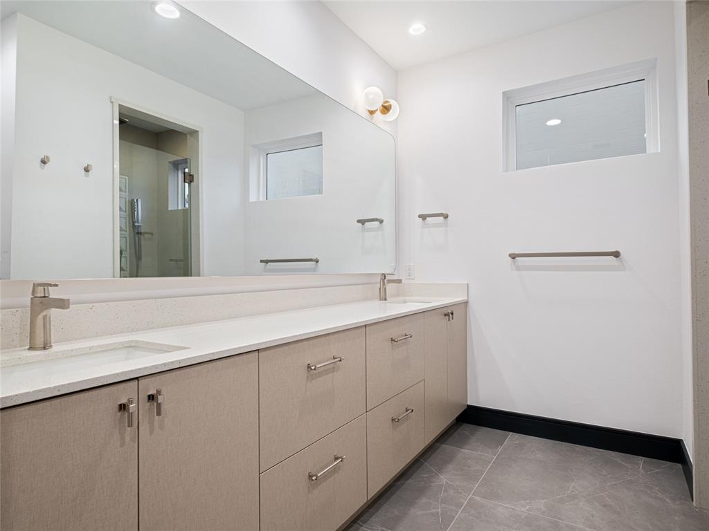 527 NW 7th Street