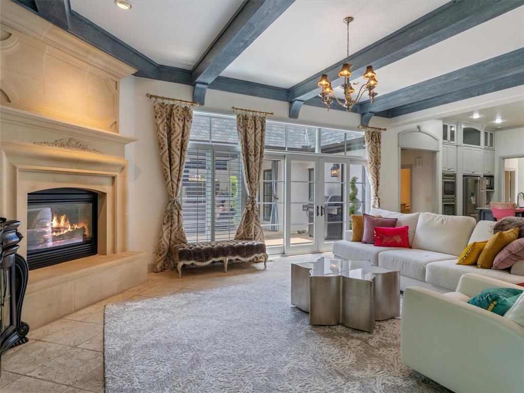 5808 Mistletoe Court