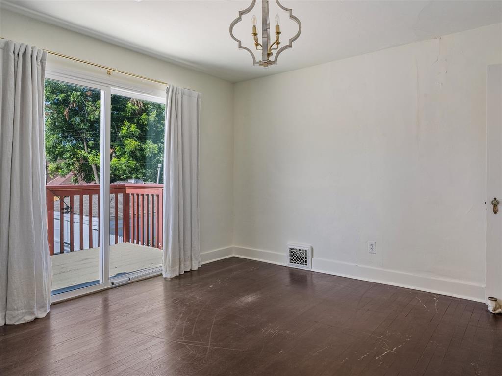 212 Edgemere Court