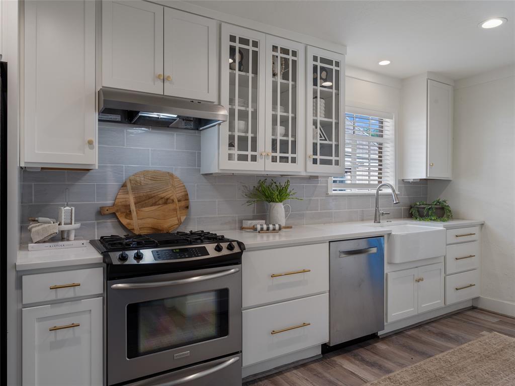 212 Edgemere Court