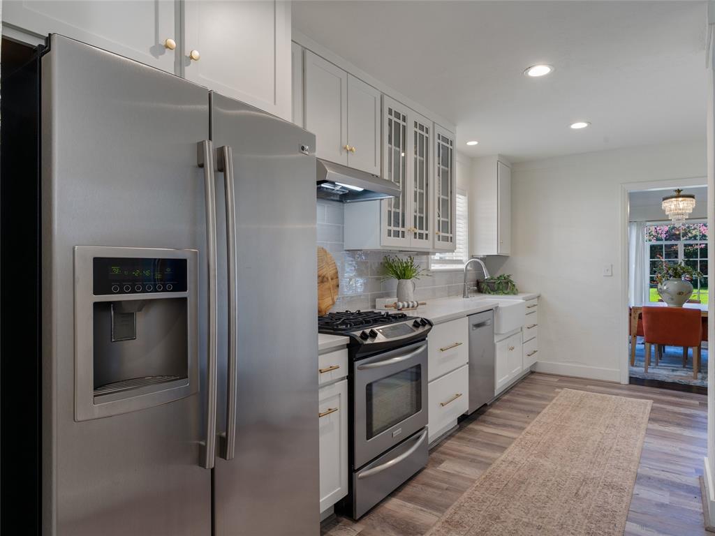 212 Edgemere Court