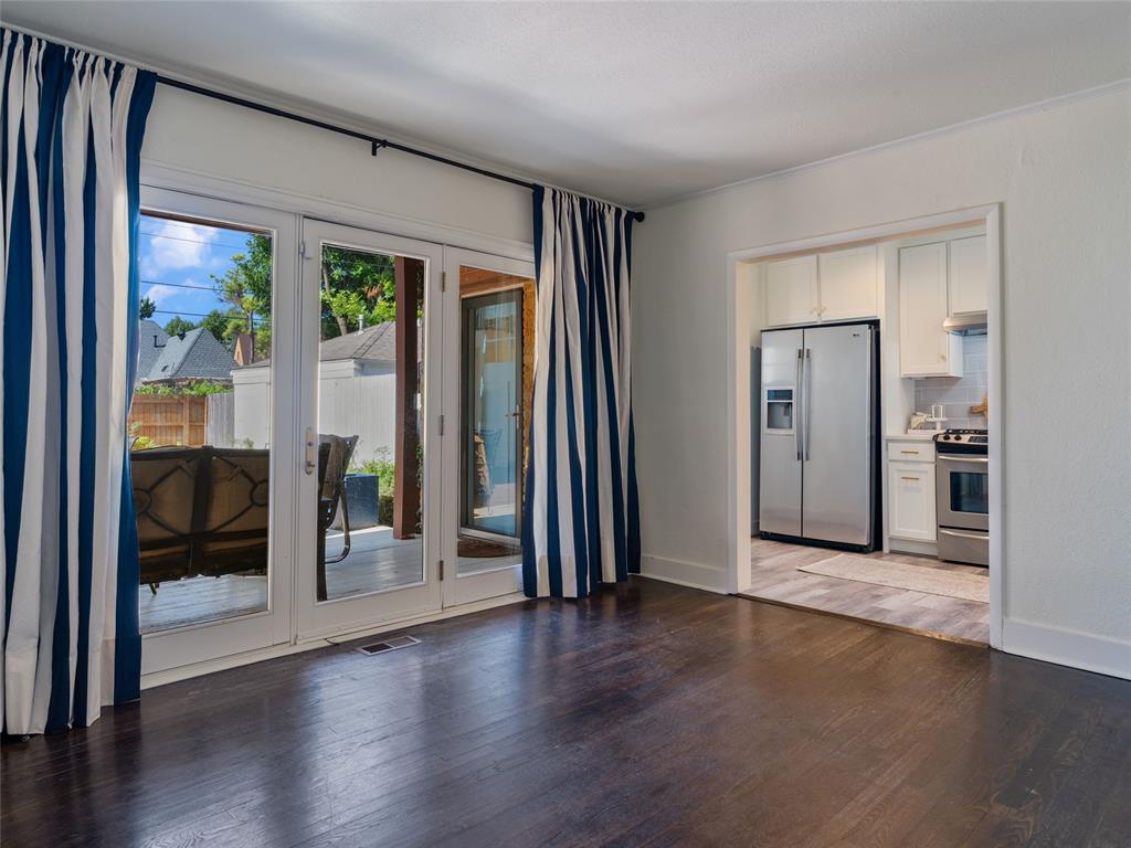 212 Edgemere Court