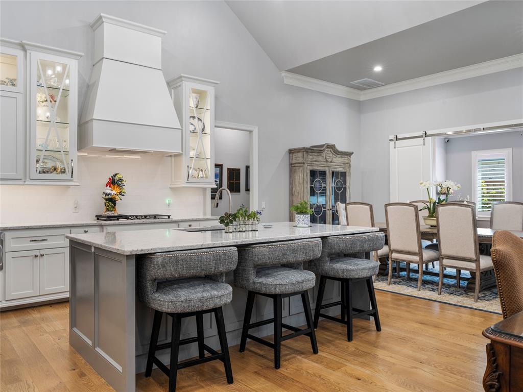 2924 Wood Thrush Way
