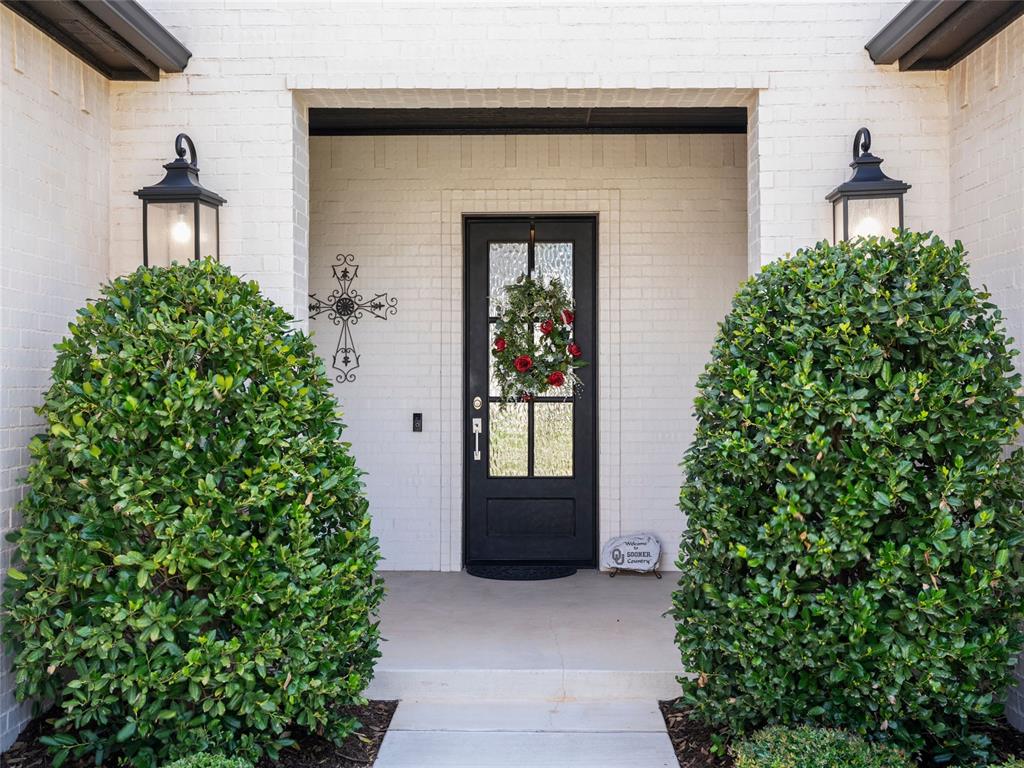 2924 Wood Thrush Way