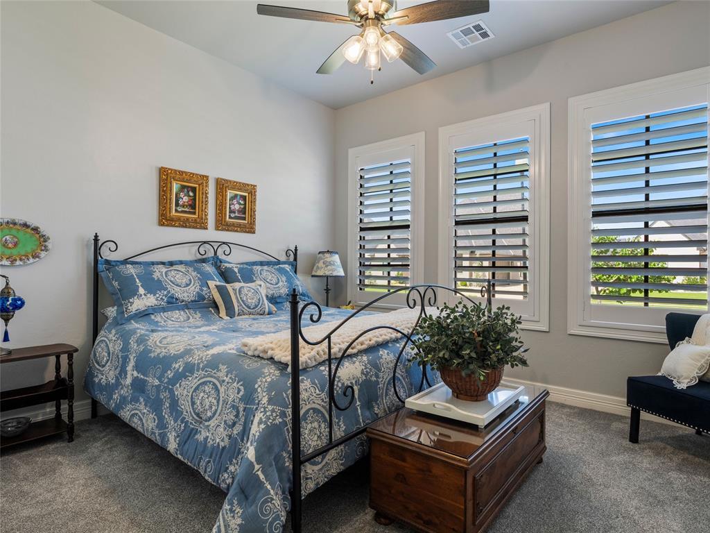 2924 Wood Thrush Way