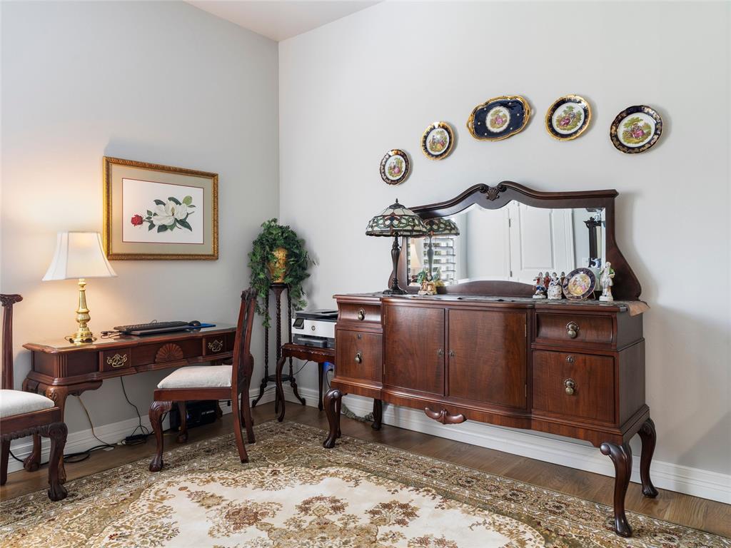 2924 Wood Thrush Way