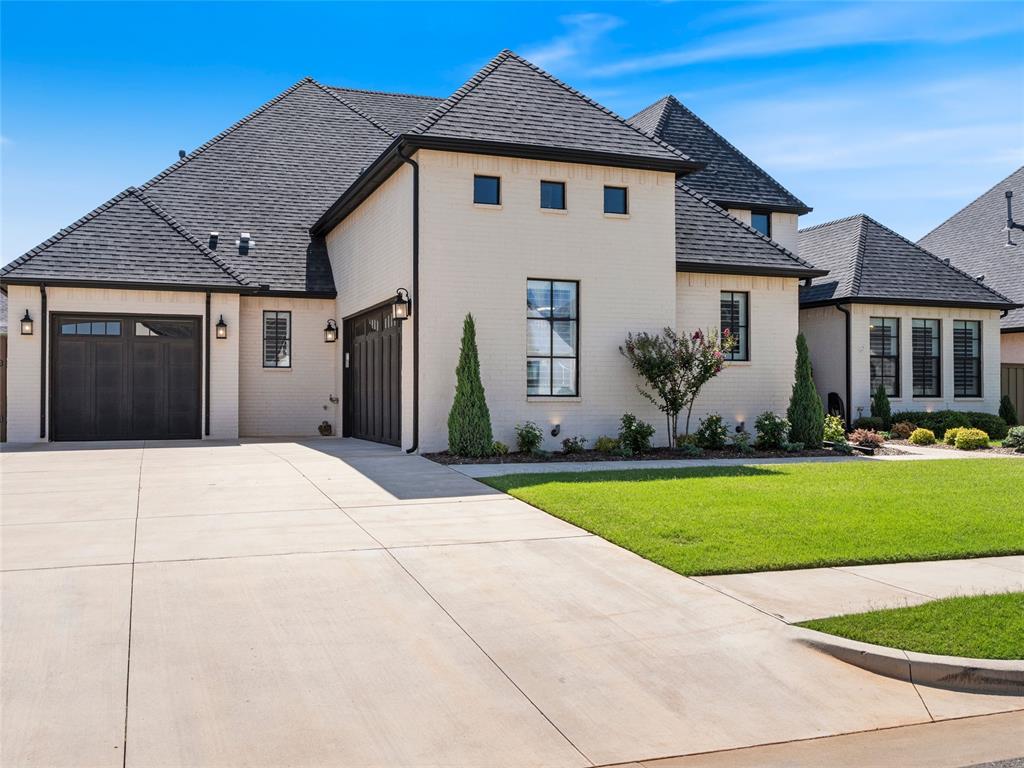 2924 Wood Thrush Way