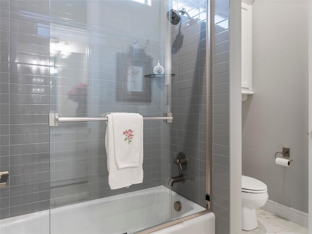 2924 Wood Thrush Way
