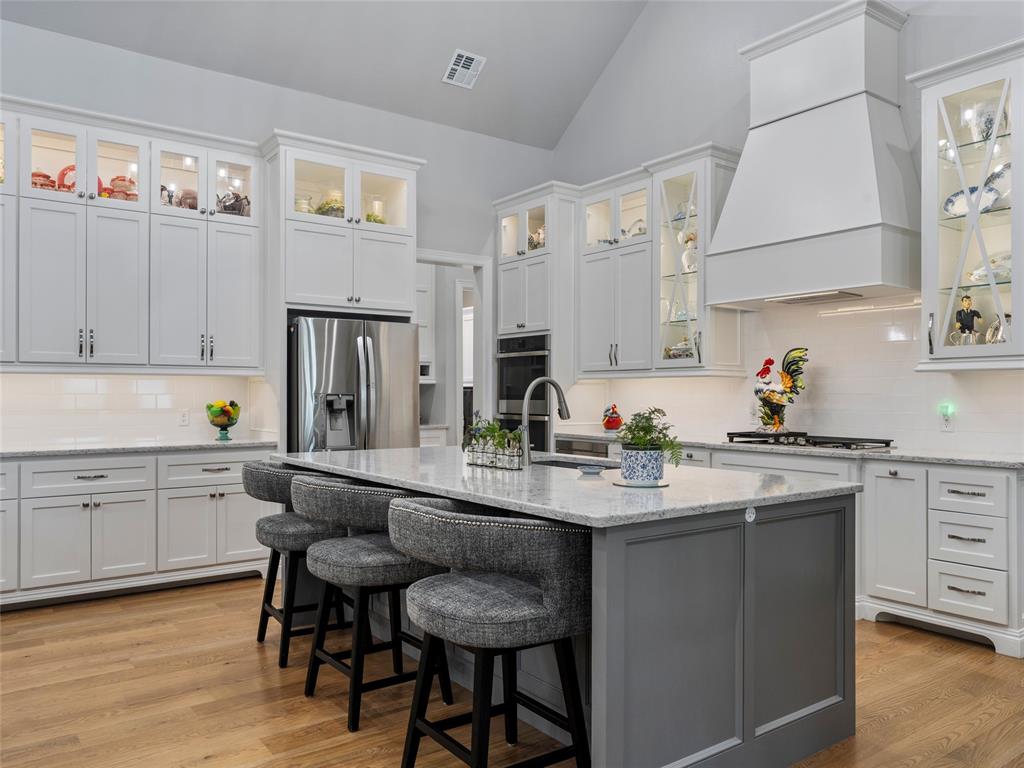 2924 Wood Thrush Way