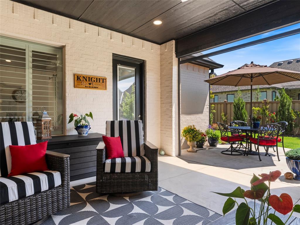 2924 Wood Thrush Way