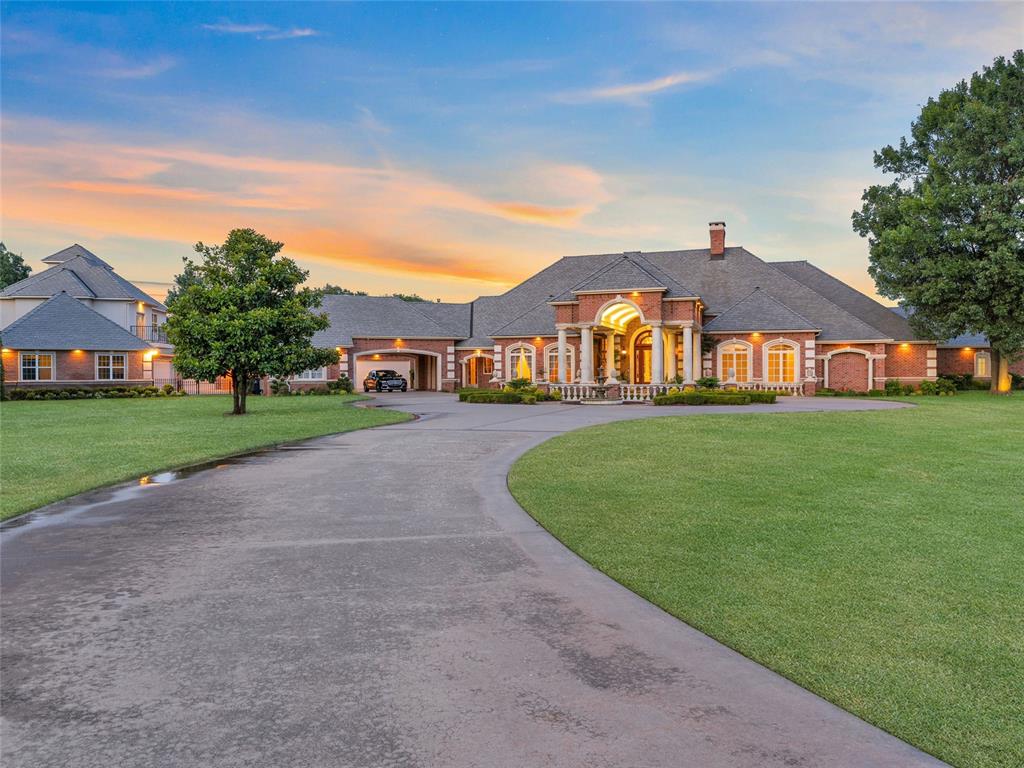 4550 Mayes Drive