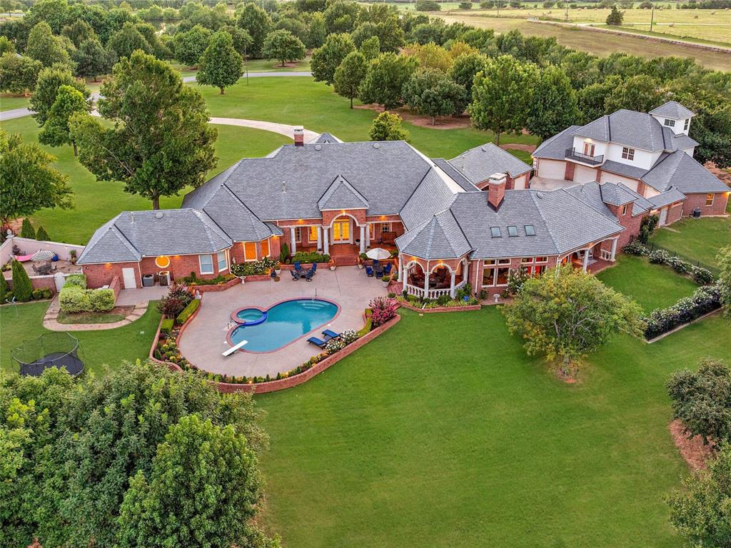 4550 Mayes Drive
