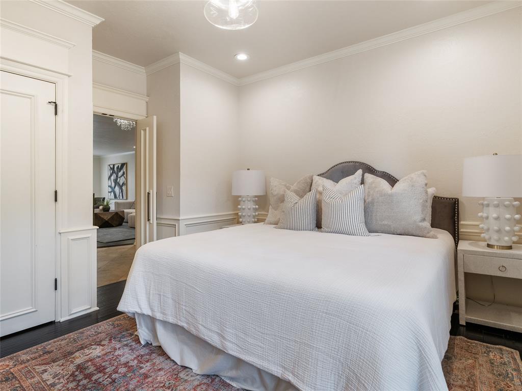 6208 Waterford Boulevard Unit: 112